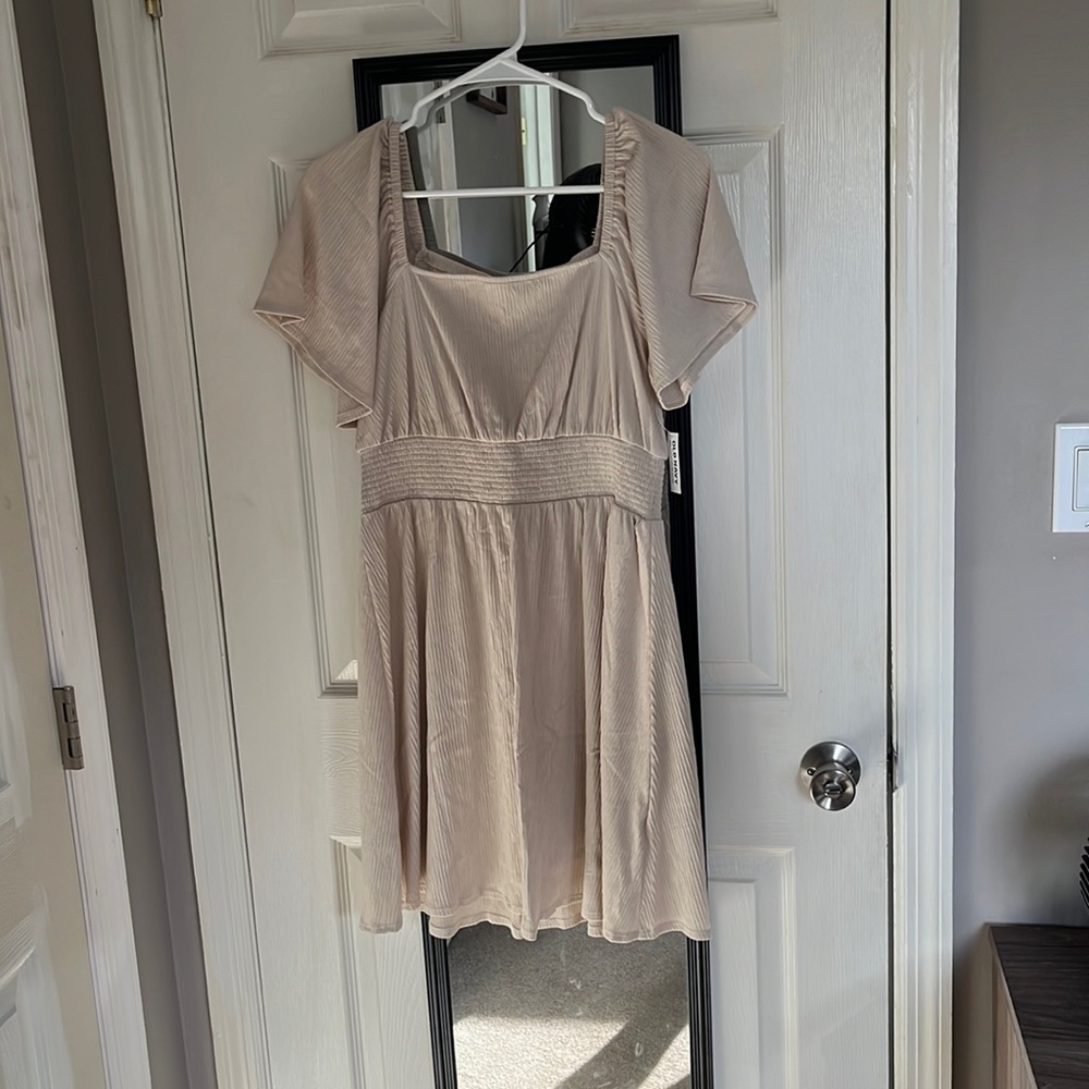 New Old Navy Cream Dress with flattering fit and cap sleeves